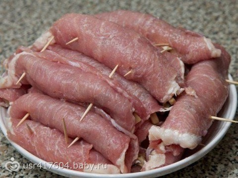 Рулетики мясные.