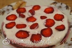 Торт с клубникой и сметаной в мультиварке. 60181955.134644876. Торт с клубникой и сметаной в мультиварке фото. Торт с клубникой и сметаной в мультиварке-60181955.134644876. картинка Торт с клубникой и сметаной в мультиварке. картинка 60181955.134644876. Торт с клубникой, сметаной и кунжутом в мультиварке