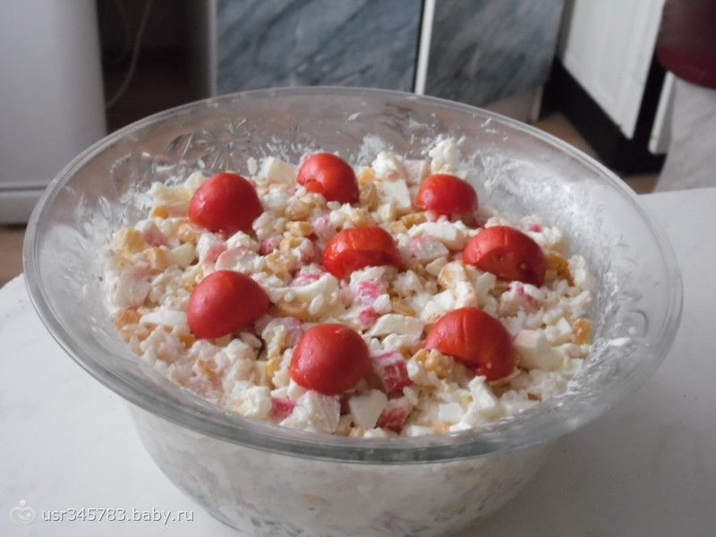 Салат с крабовыми палочками Салат с крабовыми палочками