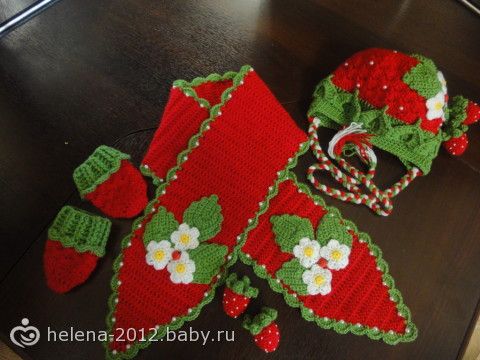Скороспелая клубничка для крестницы)))